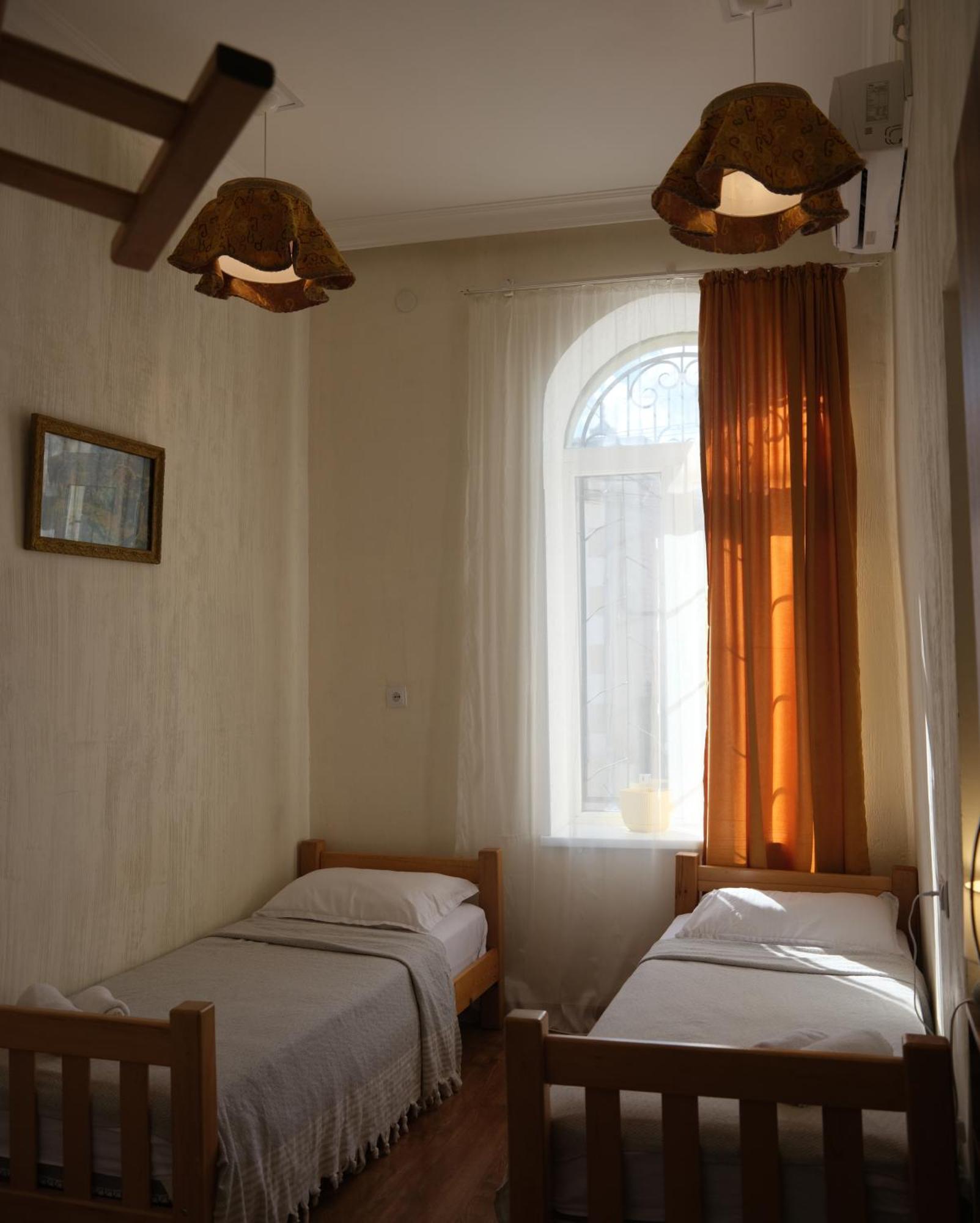 Hotel 1870 Kutaisi Eksteriør bilde